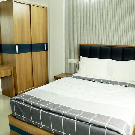 Alite Enclaves Fully Furnished Apartments Thrissur Dış mekan fotoğraf