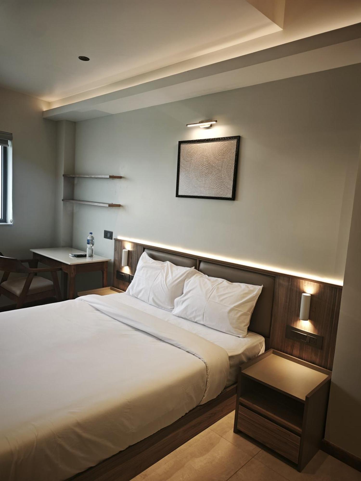 Alite Enclaves Fully Furnished Apartments Thrissur Dış mekan fotoğraf